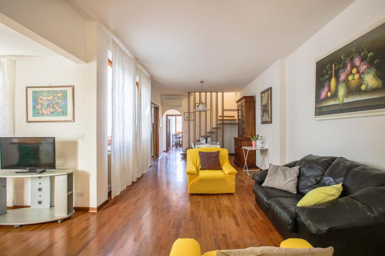 Florence Apartment In Great Location מראה חיצוני תמונה