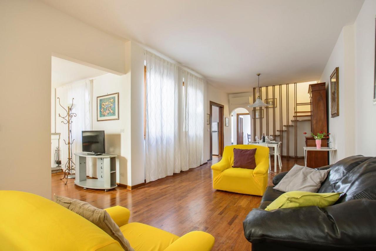 Florence Apartment In Great Location מראה חיצוני תמונה